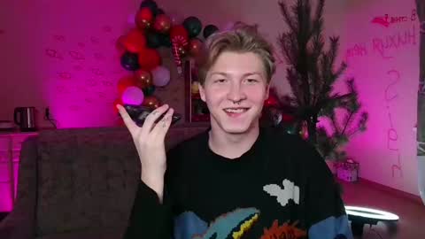 Snapshot of themikesever chatting on 5, 1, 2025 Sever online show from 5, 1, 2025