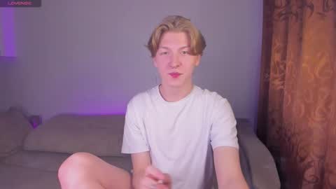 Snapshot of themikesever chatting on 21, 10, 2025 Sever online show from 21, 10, 2025