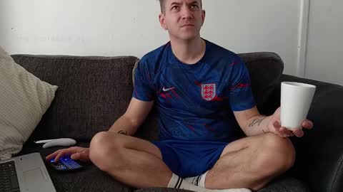 Snapshot of thenakedfootballer chatting on 6, 3, 2025 Paulo online show from 6, 3, 2025
