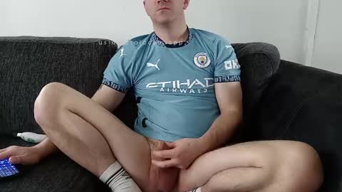 Snapshot of thenakedfootballer chatting on 7, 3, 2025 Paulo online show from 7, 3, 2025