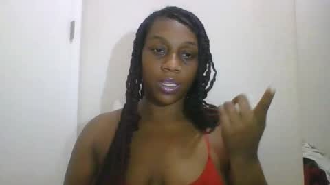 Snapshot of thenaturalgoddess chatting on 6, 4, 2026 TheNaturalGoddess online show from 6, 4, 2026