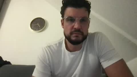 thenudeworldrover online show from 24, 2, 2025