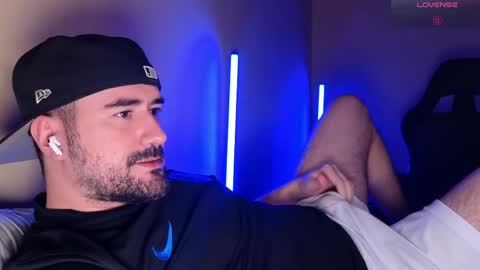 Theo Ravi online show from 23, 3, 2026