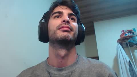 Santiago Enrique online show from 2, 11, 2025