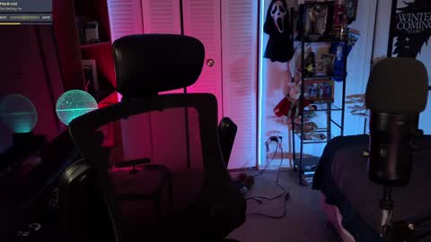 Snapshot of therealbumbles chatting on 2, 12, 2024 Bumbles or B online show from 2, 12, 2024