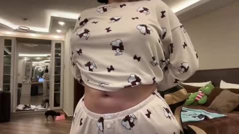 Snapshot of therealcamilabaddie chatting on 5, 11, 2025 therealcamilabaddie online show from 5, 11, 2025