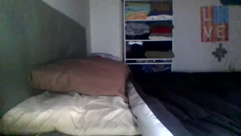 Snapshot of therealprimitive chatting on 23, 9, 2025 therealprimitive online show from 23, 9, 2025