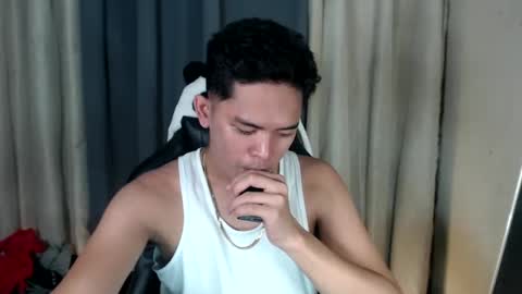 Snapshot of thesexualizer chatting on 8, 1, 2025 jae online show from 8, 1, 2025