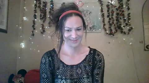 sillymillie0 online show from 19, 6, 2026