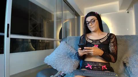 Snapshot of thesweet_khloe chatting on 28, 10, 2025 Thesweet khloe online show from 28, 10, 2025