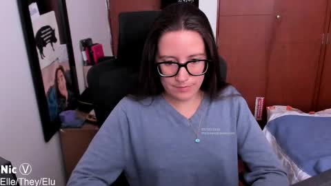 Nicole online show from 7, 5, 2026