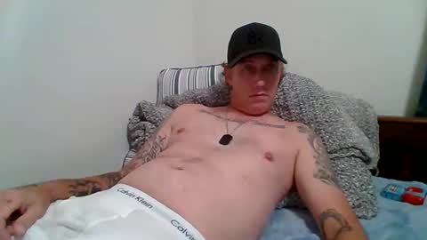 Snapshot of thezosk chatting on 18, 12, 2025 The ZoSk online show from 18, 12, 2025