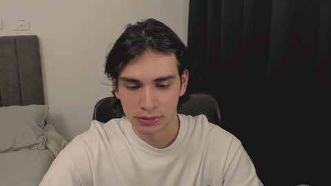 thiaan__ online show from 11, 1, 2025