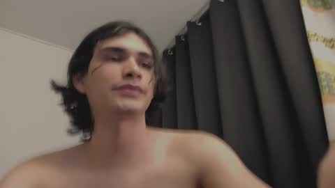 thiaan__ online show from 28, 2, 2025