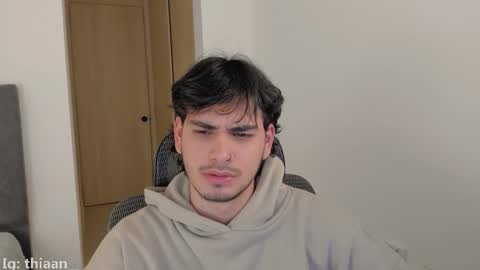 thiaan__ online show from 19, 12, 2025