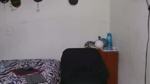 Snapshot of thiago_happy chatting on 7, 7, 2026 thiago_happy online show from 7, 7, 2026