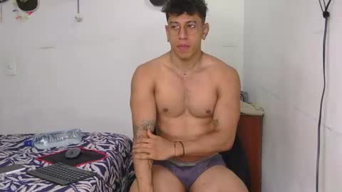 Snapshot of thiago_happy chatting on 9, 7, 2026 thiago_happy online show from 9, 7, 2026