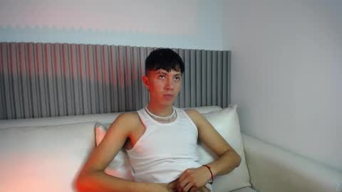 Thiago Khet online show from 23, 4, 2026