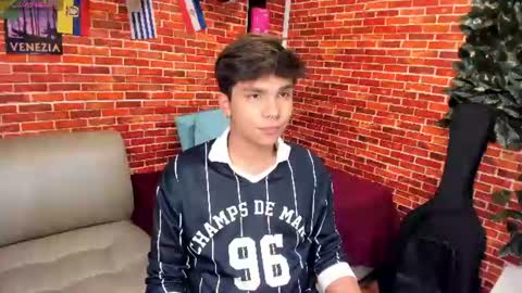 Snapshot of thiago_kozak chatting on 30, 6, 2026 thiago online show from 30, 6, 2026