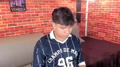 Snapshot of thiago_kozak chatting on 28, 7, 2026 thiago online show from 28, 7, 2026