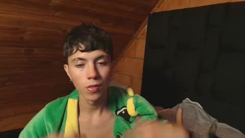 thiago_n_sam online show from 21, 10, 2025