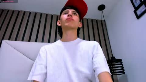 Snapshot of thiago_twink38 chatting on 27, 4, 2026 thiago_twink38 online show from 27, 4, 2026