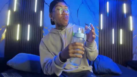 ThiagoBerry online show from 16, 2, 2026