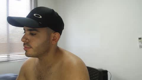 Thiago online show from 6, 11, 2025