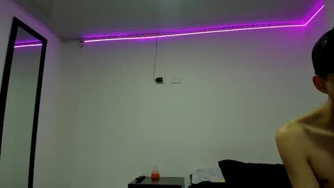 Thiago Wells online show from 23, 2, 2025