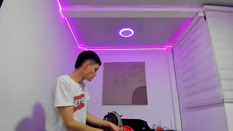 Thiago Wells online show from 26, 2, 2025