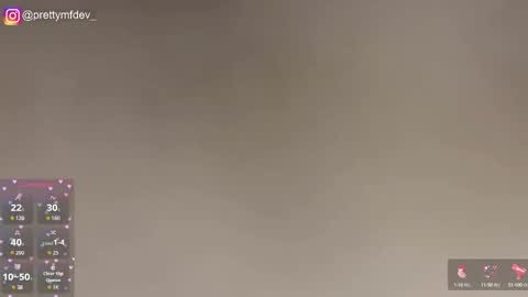 Snapshot of thicc_devie chatting on 16, 10, 2025 Call me Devie  online show from 16, 10, 2025