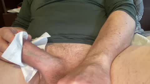 Snapshot of thickandrichdad chatting on 26, 2, 2025 thickandrichdad online show from 26, 2, 2025