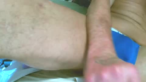 Snapshot of thickcock1023 chatting on 19, 5, 2026 thickcock1023 online show from 19, 5, 2026