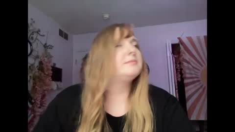 Snapshot of thickgingergoddess chatting on 2, 2, 2025 Ariel online show from 2, 2, 2025