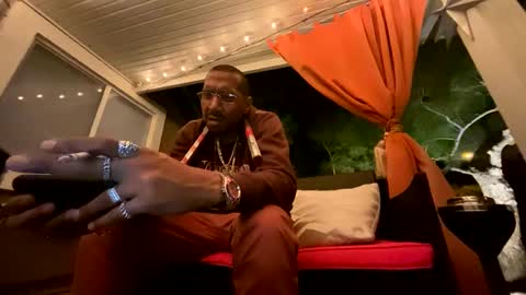 Snapshot of thicknlong11 chatting on 23, 12, 2024 monster cock online show from 23, 12, 2024