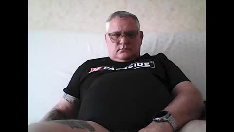 Snapshot of thierrysymp chatting on 23, 10, 2025 Thierrysymp online show from 23, 10, 2025