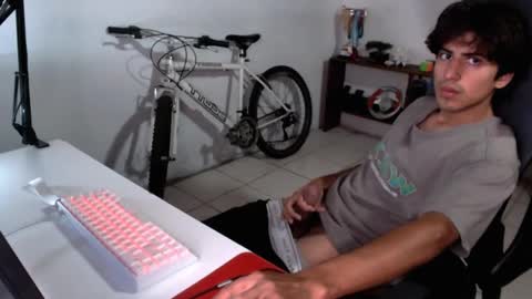 thieves_us online show from 22, 9, 2025