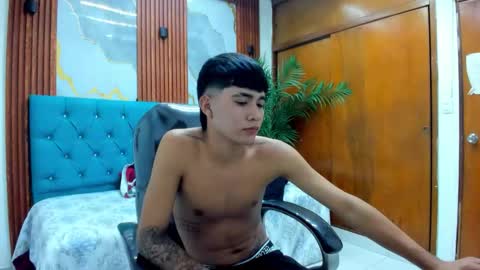  THIAGO COLLINS  online show from 19, 2, 2026