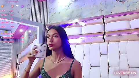 Eva  online show from 24, 1, 2025