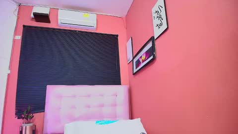 Eva  online show from 8, 2, 2025