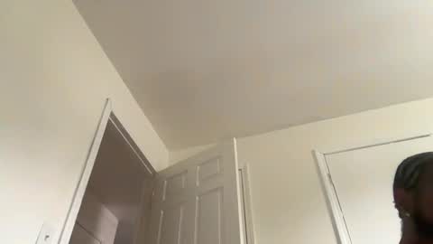 Snapshot of thirdlegkenny chatting on 2, 12, 2025 thirdlegkenny online show from 2, 12, 2025