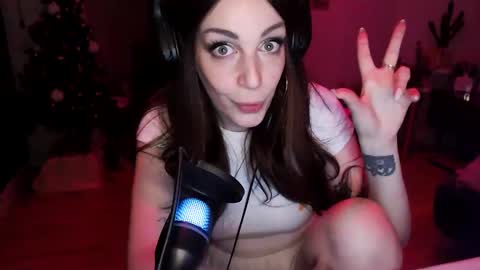 Snapshot of thirstypickle chatting on 9, 1, 2025 Sarra Rhies online show from 9, 1, 2025