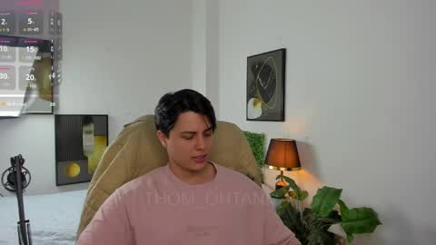 Snapshot of thom_ohtani chatting on 30, 5, 2026 thom_ohtani online show from 30, 5, 2026