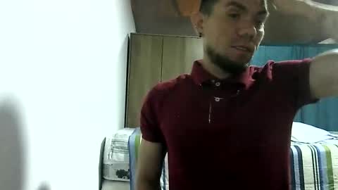 Snapshot of thomas2wood chatting on 21, 4, 2026 Thomas2Wood online show from 21, 4, 2026