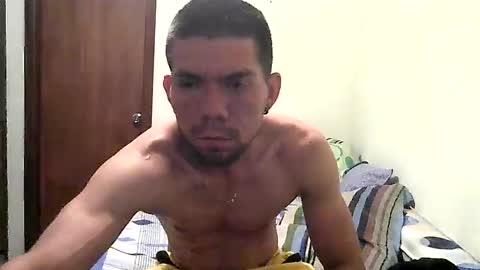 Snapshot of thomas2wood chatting on 28, 4, 2026 Thomas2Wood online show from 28, 4, 2026