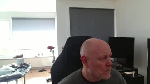 thomas315627 online show from 10, 4, 2026