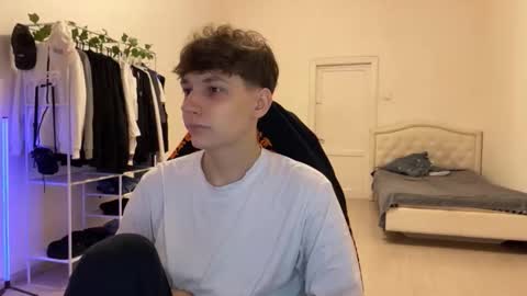 Snapshot of thomas617826 chatting on 29, 11, 2025 Thomas Hill online show from 29, 11, 2025