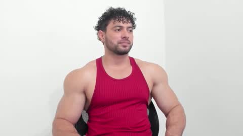 Snapshot of thomas_brandon chatting on 18, 10, 2025 Thomas Brandon online show from 18, 10, 2025