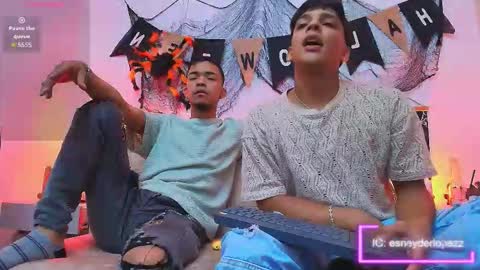 Snapshot of thomas_elg chatting on 2, 11, 2025 THOMAS JOHANN online show from 2, 11, 2025