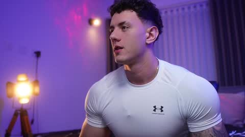 Snapshot of thomas_falcon1 chatting on 3, 1, 2025 Thomas Falcon online show from 3, 1, 2025